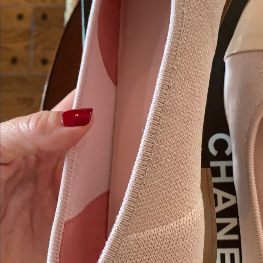 Like new Chanel light pink flats - Picture 8 of 8